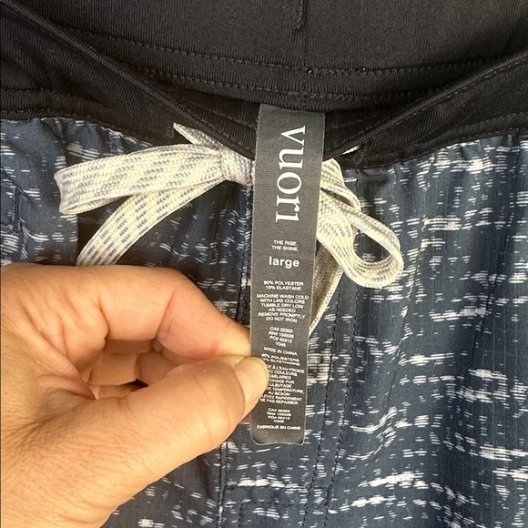 Vuori Stockton Athletic Shorts 6.5” Compression Liner Large Pockets Training - Picture 10 of 16